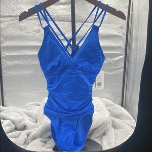 HOT SUMMER SALE!!  La Blanca Blue One Piece Swimsuit size 2